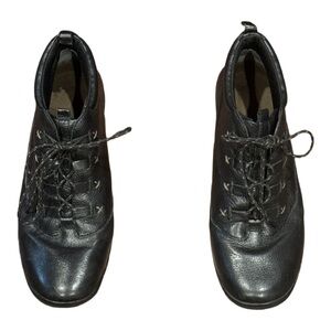 Size 10 Women’s Black Leather Shoes